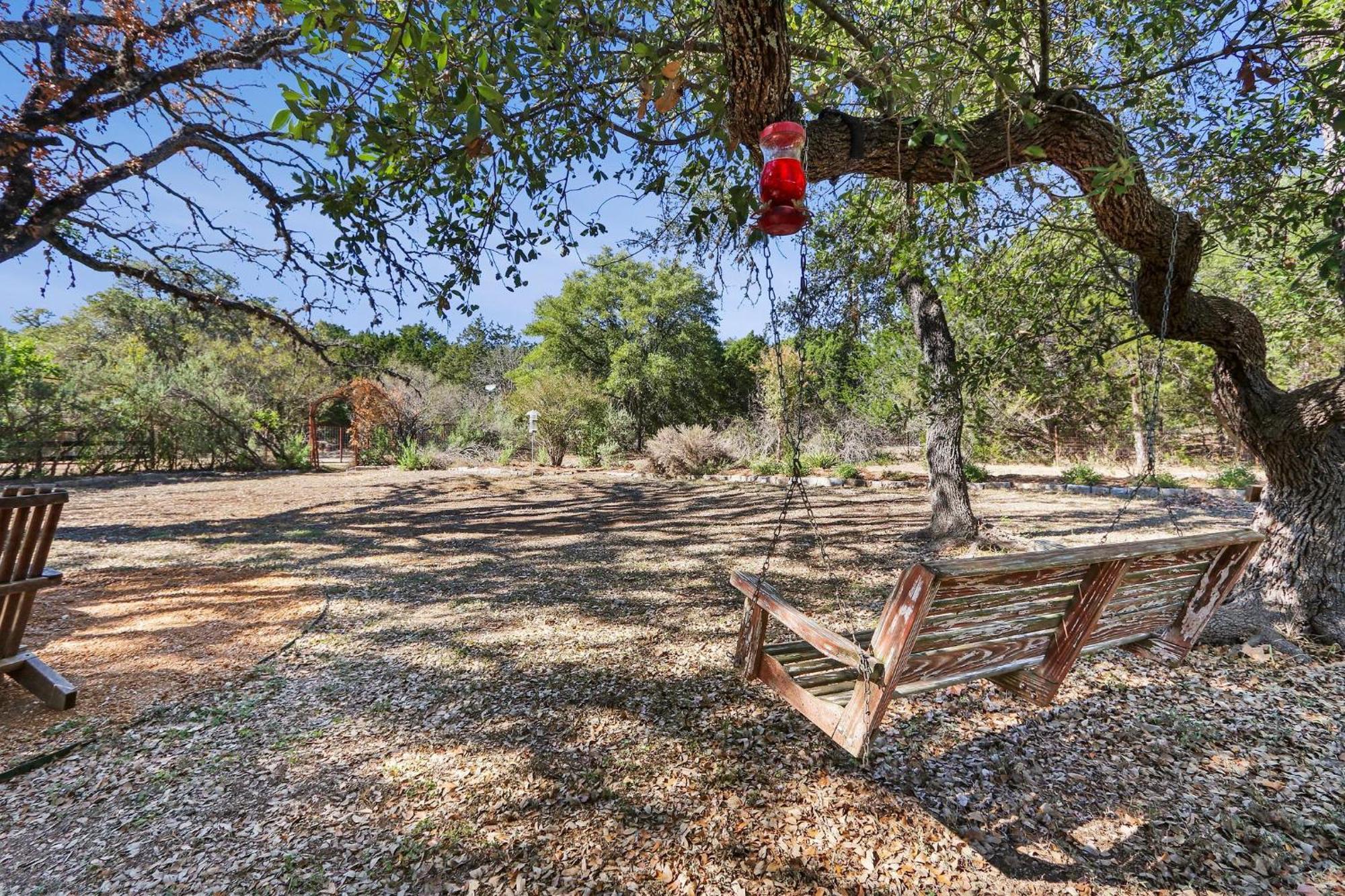 Red Donkey Cottage Wimberley Dış mekan fotoğraf